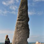 Der Menhir von Plouescat ist ein eindrucksvoller Koloss. @ Klaus W. Schmidt