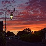 Sonnenuntergangsstimmung in Locronan - Vincent van Gogh lässt grüßen