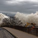 Die Reuterbrücke hat gehörig gewackelt