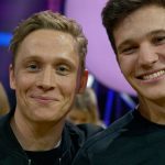 Schauspieler und Sänger Matthias Schweighöfer mit dem Sänger Wincent Weiss