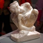 Skulptur von Auguste Rodin: Kauernde
